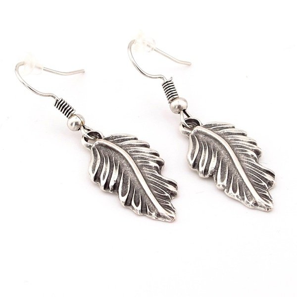 Solfera TASARIM YAPRAK MAT METAL SALLANTILI KADIN KÜPE EX075