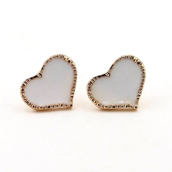 BEYAZ RENKLİ KALP ŞEKLİNDE KADIN KÜPE E543