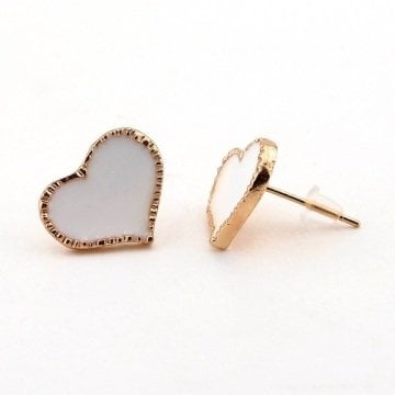 BEYAZ RENKLİ KALP ŞEKLİNDE KADIN KÜPE E543