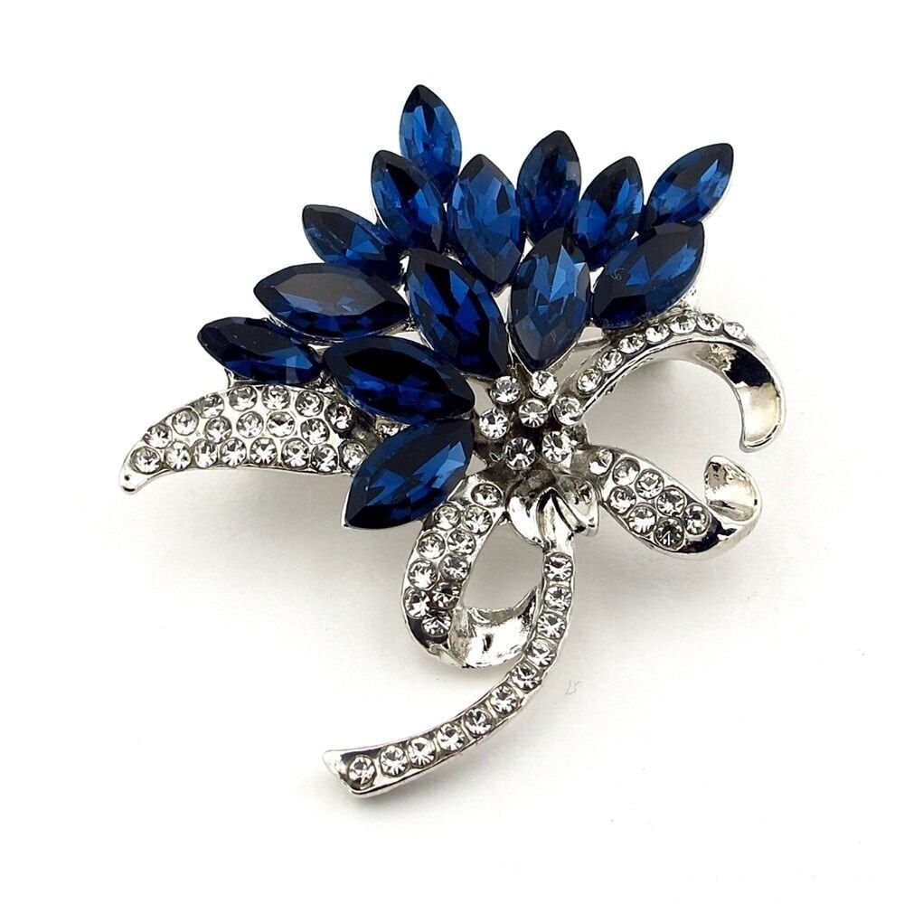 Mavi Kristal Çiçek Buketi Beyaz Zirkon Taşlı Zarif Metal Yaka Süsü Broş RZ319