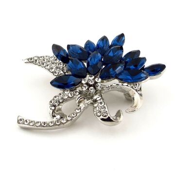 Mavi Kristal Çiçek Buketi Beyaz Zirkon Taşlı Zarif Metal Yaka Süsü Broş RZ319
