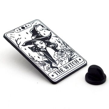 Tarot Kartı The Witch Cadı Siyah Beyaz Yaka Çanta Süsü Metal Rozet RX029