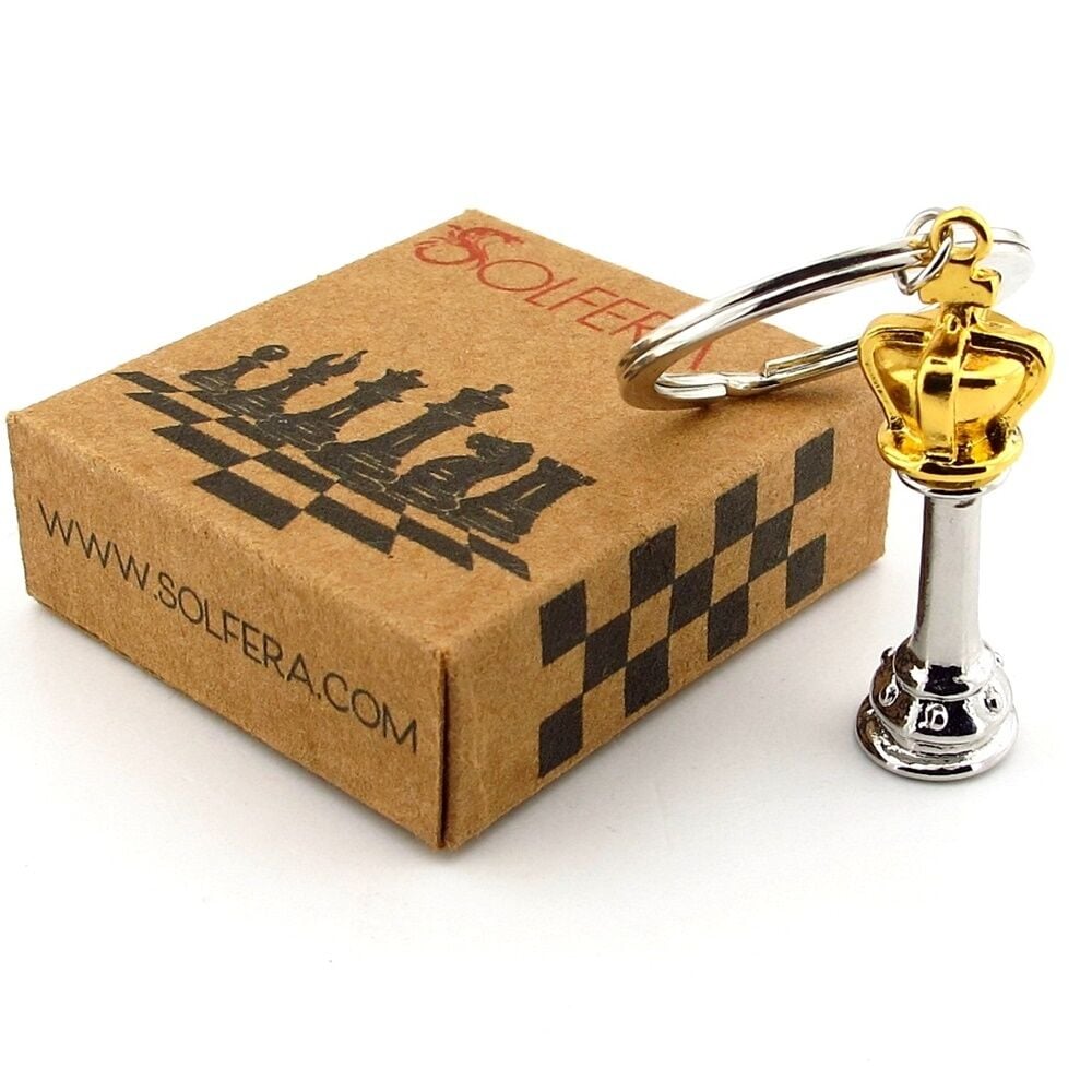 Stratejinin Kralı Satranç Şah Figürlü Oyun Parlak Metal Anahtarlık KC268