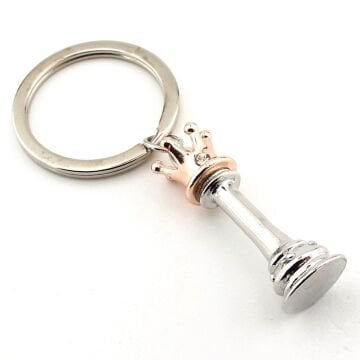 Zekanın Kraliçesi Satranç Vezir Figürlü Strateji Oyun Parlak Metal Anahtarlık KC269