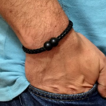 MIKNATISLI SİYAH ÖZEL DERİ ERKEK BİLEKLİK BT167