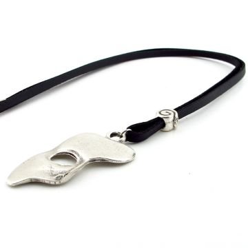 PERSONA MASKE YARIM SURAT TİYATRO METAL DERİ ERKEK KOLYE Q0654