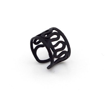 MAT SİYAH RENKLİ EARCUFF KIKIRDAK KÜPE SARMAL DESENLİ  EX085
