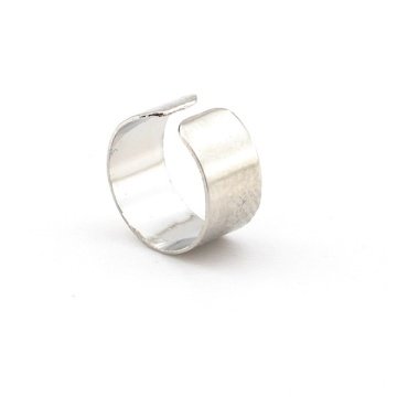 PARLAK GÜMÜŞ RENKLİ EARCUFF KULAK KELEPÇESİ DÜZ MODEL EX087