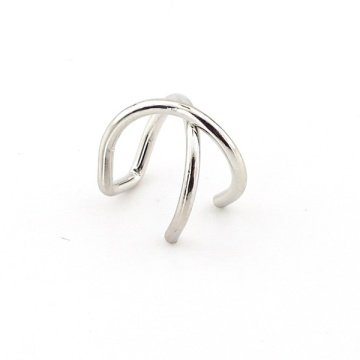 PARLAK GÜMÜŞ RENKLİ EARCUFF KULAK KELEPÇESİ ÇAPRAZ SARMAL EX089