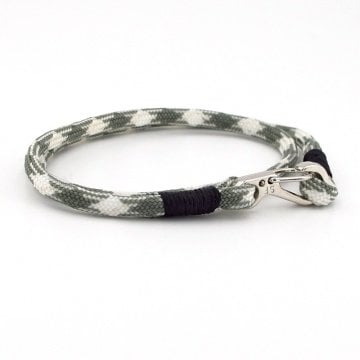 YEŞİL BEYAZ PARACORD METAL KANCA İKİ SIRA ERKEK BİLEKLİK M011G