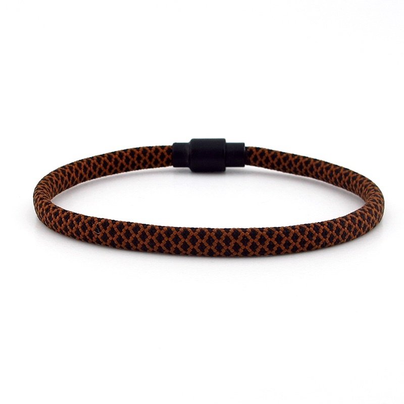 KAHVERENGİ SİYAH PARACORD İPLİ MIKNATISLI ERKEK BİLEKLİK M012F