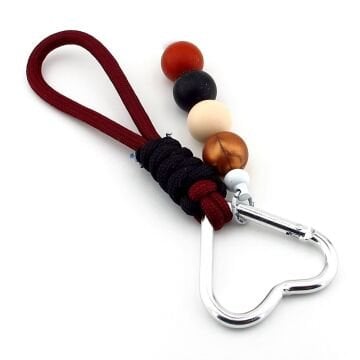 Gecenin Ruhu Kalp Klipsli El Yapımı Bordo Siyah Top Charmlı Çanta Süsü KY169